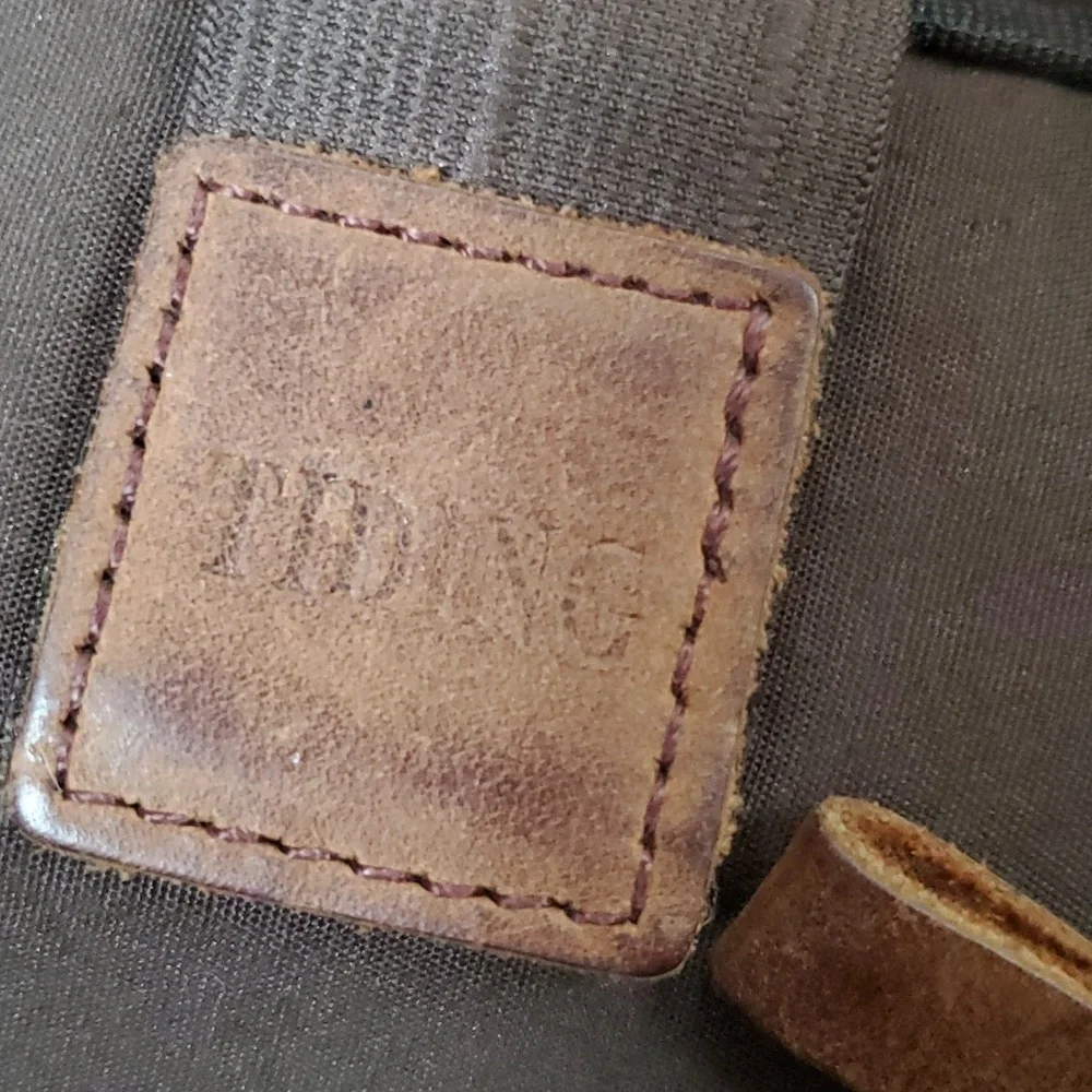 Tiding leather and canvas messenger laptop bag